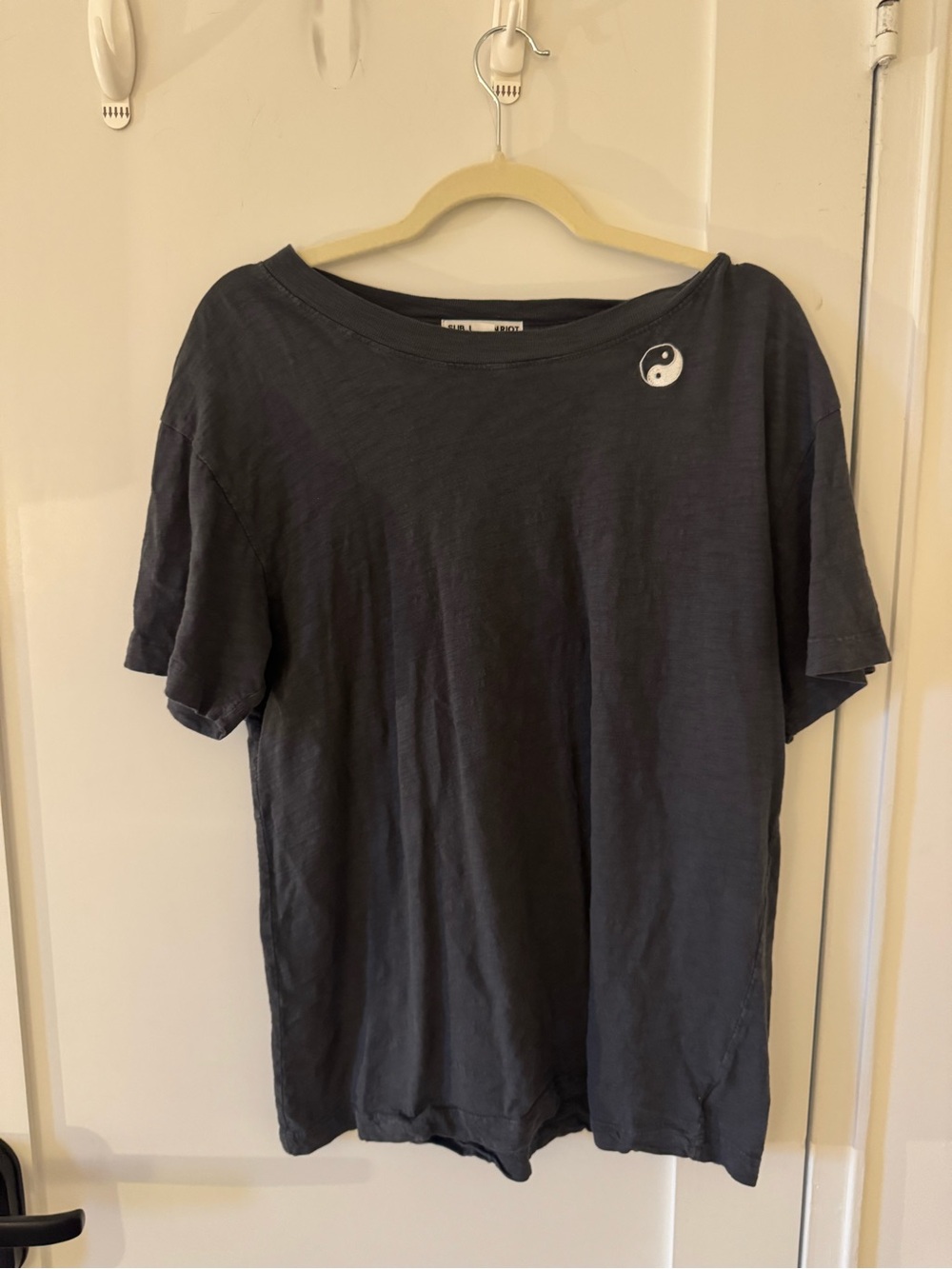 Sub_Urban Riot Short Sleeve Tee in Charcoal with Yin-Yang Patch